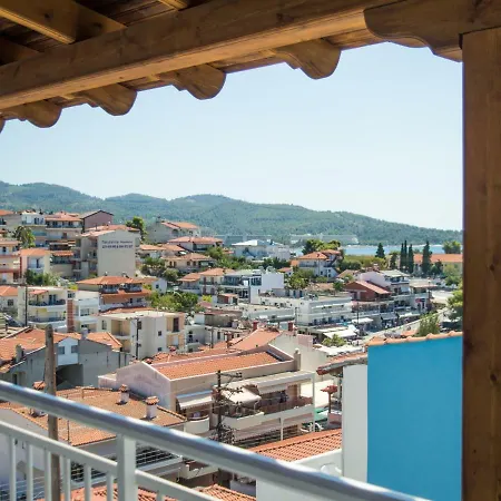 Πανσιόν House Charistos Νέος Μαρμαράς