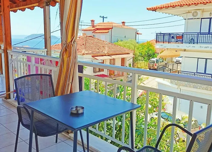 House Charistos 3* Néos Marmarás